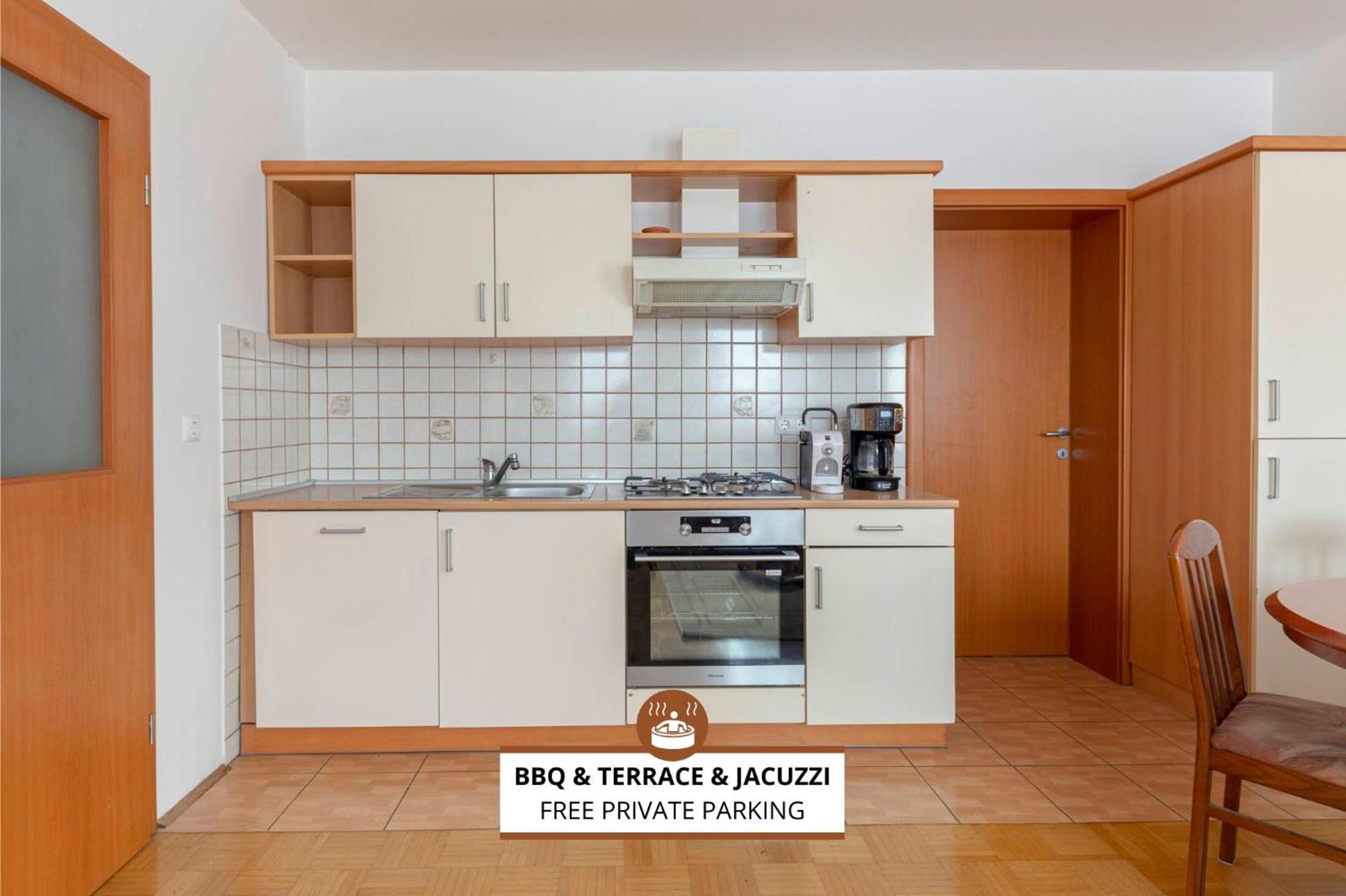 Apartma Ana Preserje  ภายนอก รูปภาพ